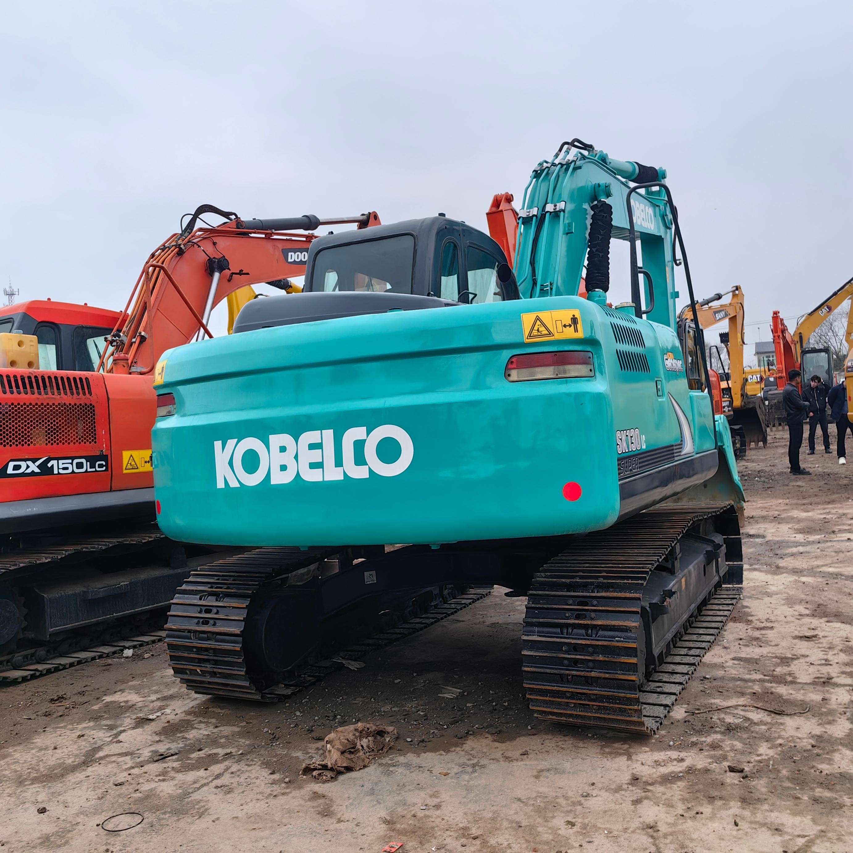 Original Japan Brand Used Kobelco SK130 Excavators 13 Ton Medium Secondhand Digger