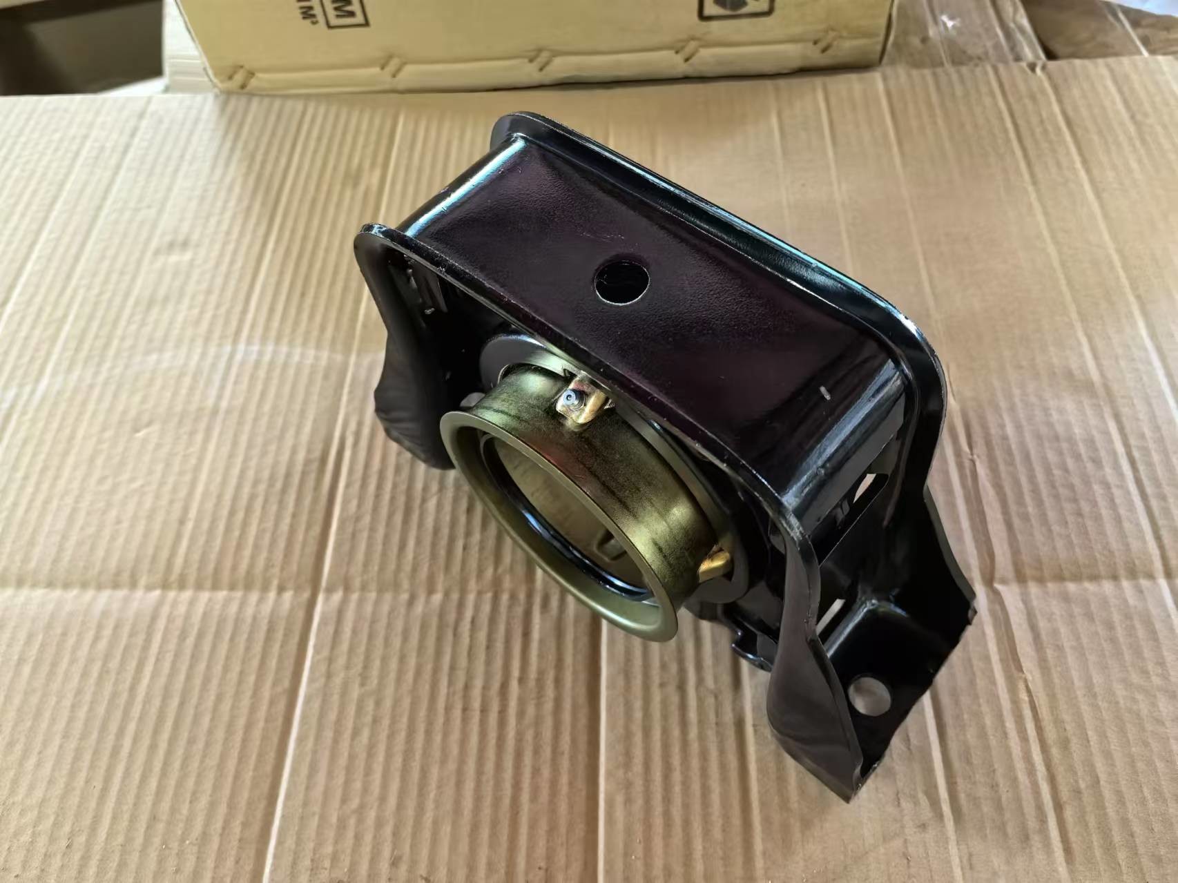 FVR Center Bearing 8983653580 High Quality Rubber Cushion Bearing Hole Inner Diameter 65mm Hold Propeller Shaft