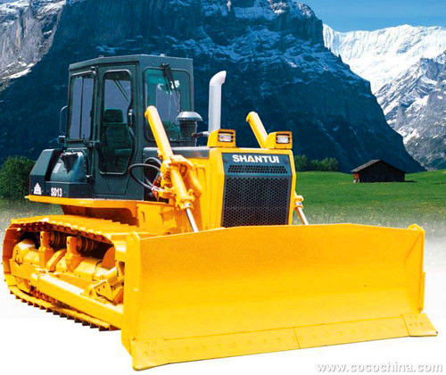 520HP Shantui Bulldozer SD52 with Cummins Engine , Operating Weight 67.5 Ton Yellow Powerful Bulldozer