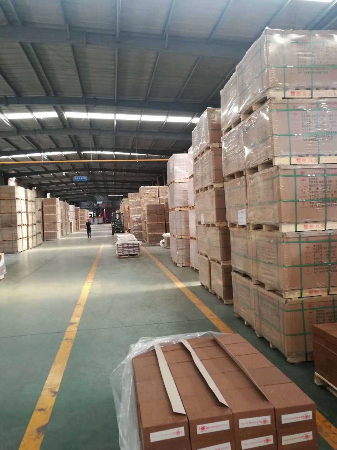 Iron Aluminum Spinel Magnesia Refractory Bricks Ued In Cement Rotary Kiln Firing Zone
