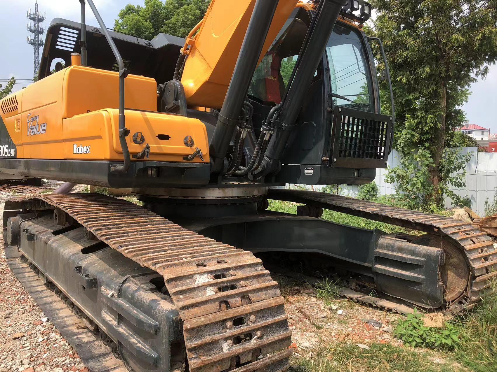 High Quality Used Excavator 30 Ton Hyundai 305LC-9 Excavator 305 Second Hand Crawler Hydraulic Excavator in good condition