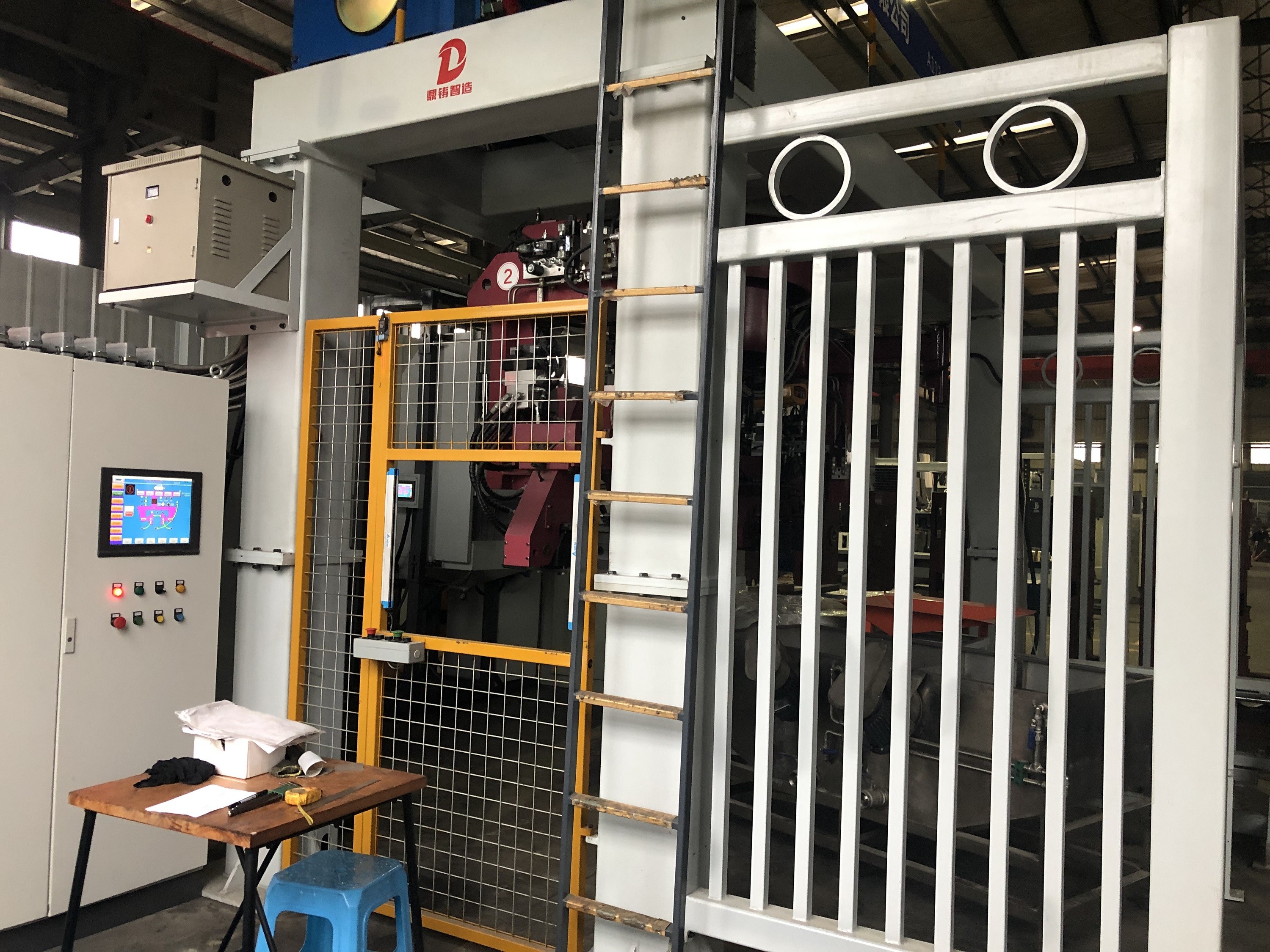 Double Robot Brass Pressure Die Casting Machine For Plumbing Fittings