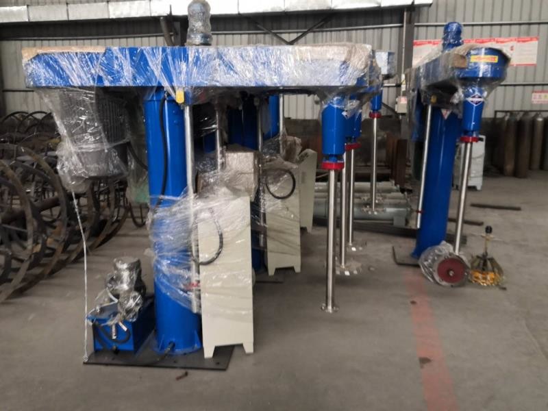 Durable High Speed Dispersion Machine With Lifting Cover Disperser Blades