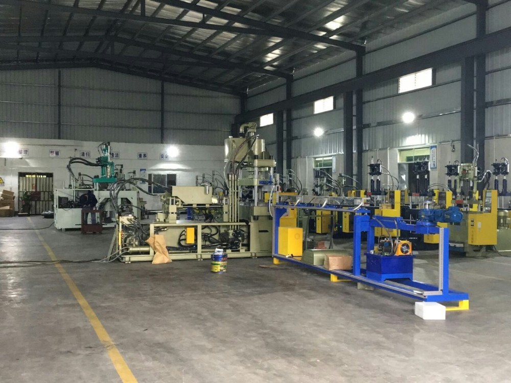 Rotary Table Vertical 160 Ton Injection Moulding Machine JTT-1600R