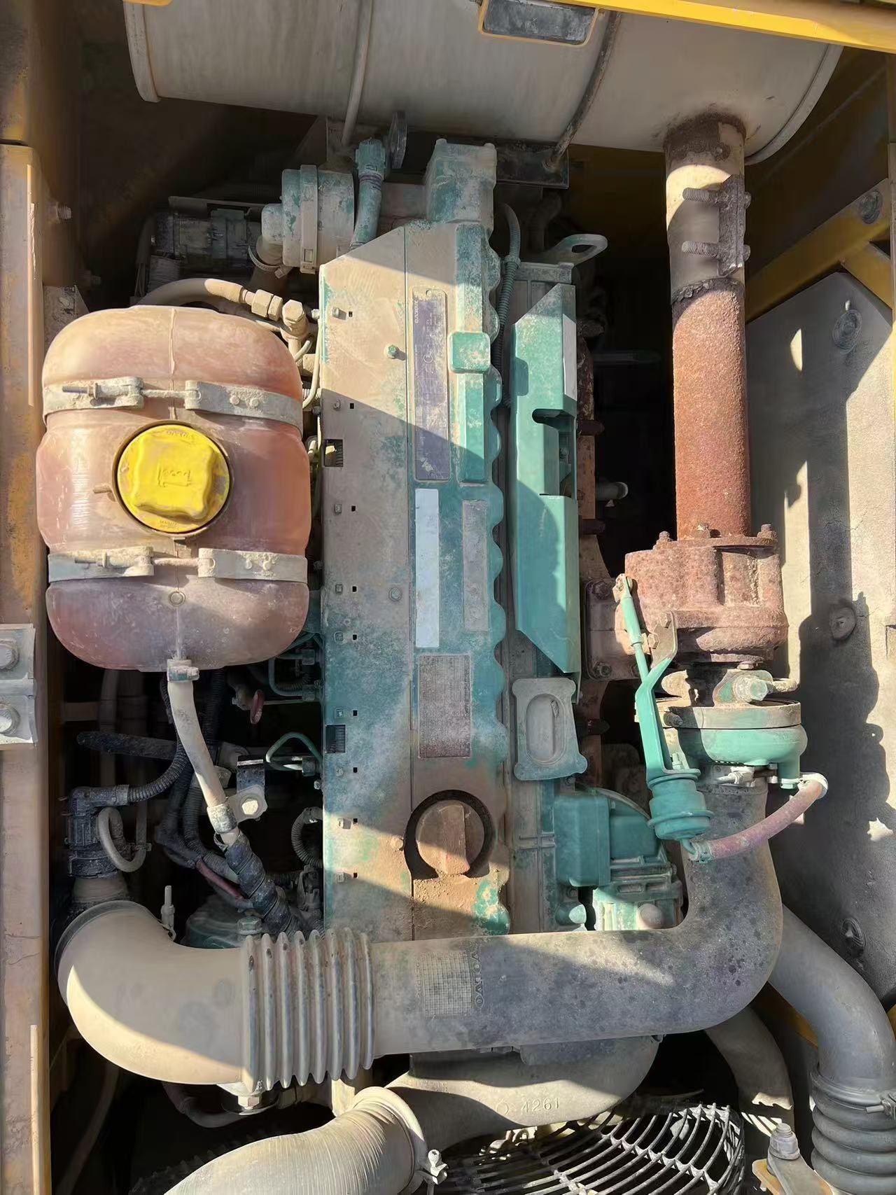 22ton Original Engine Used Volvo EC220 Excavators Earth Excavating Heavy Equipment
