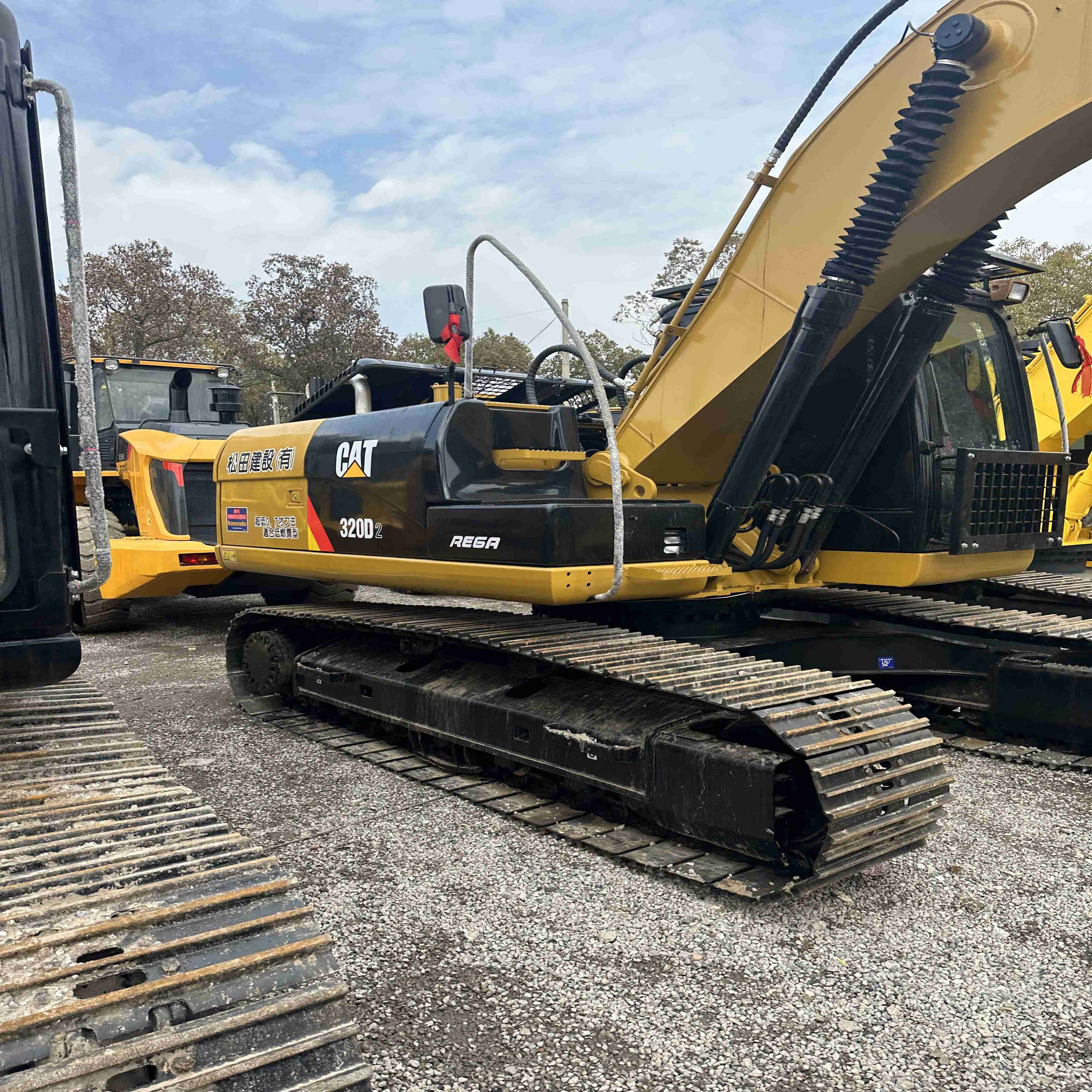 Used Excavator Original Caterpillar 320D Secondhand 20ton Medium Digger