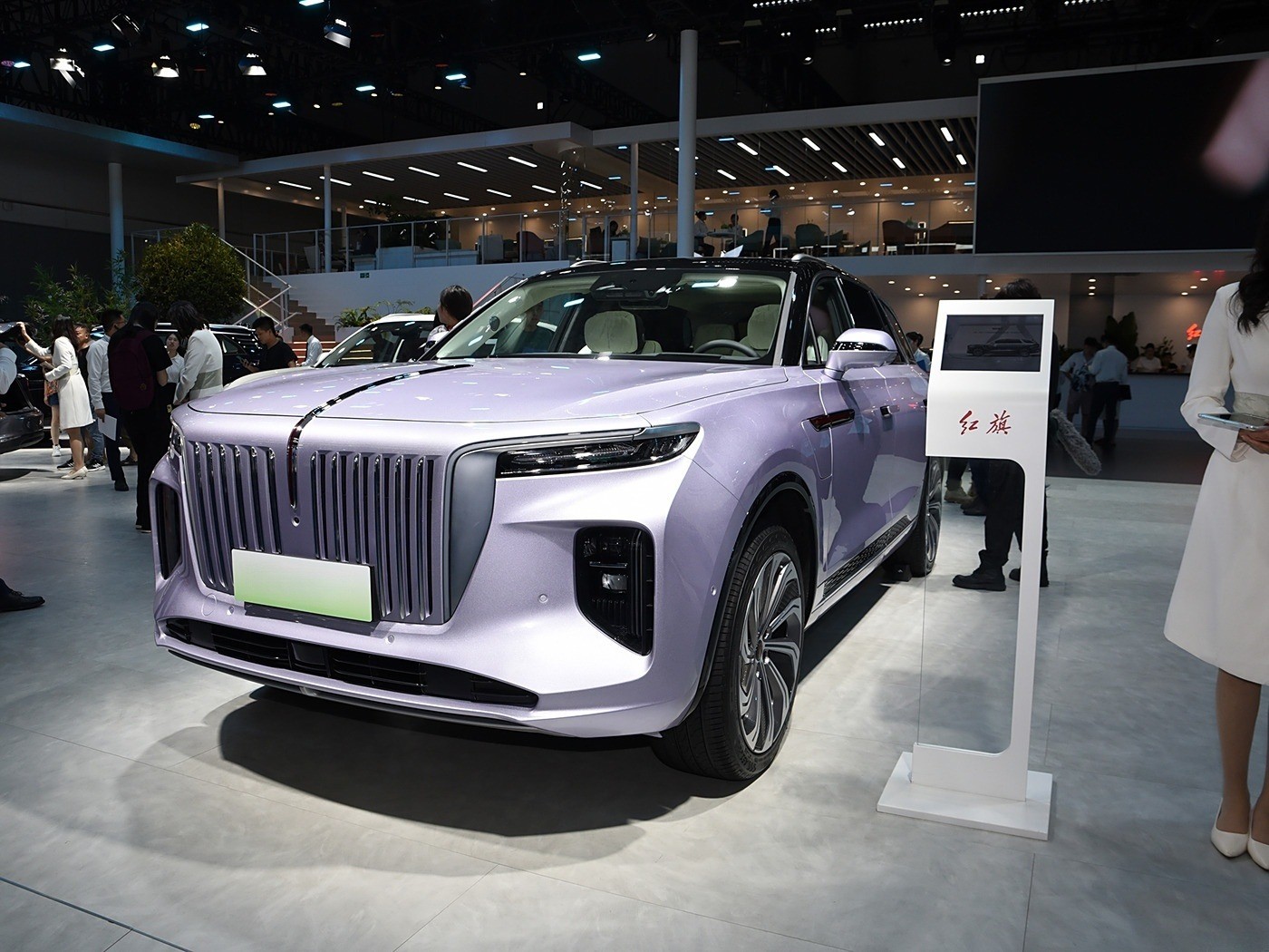 Suv Hongqi E HS9 Compact 3110 Wheelbase Pure Electric Large Cars