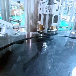 Bottles Packaging Type Automatic Crown Bottle Capping Machine for Manufacturing