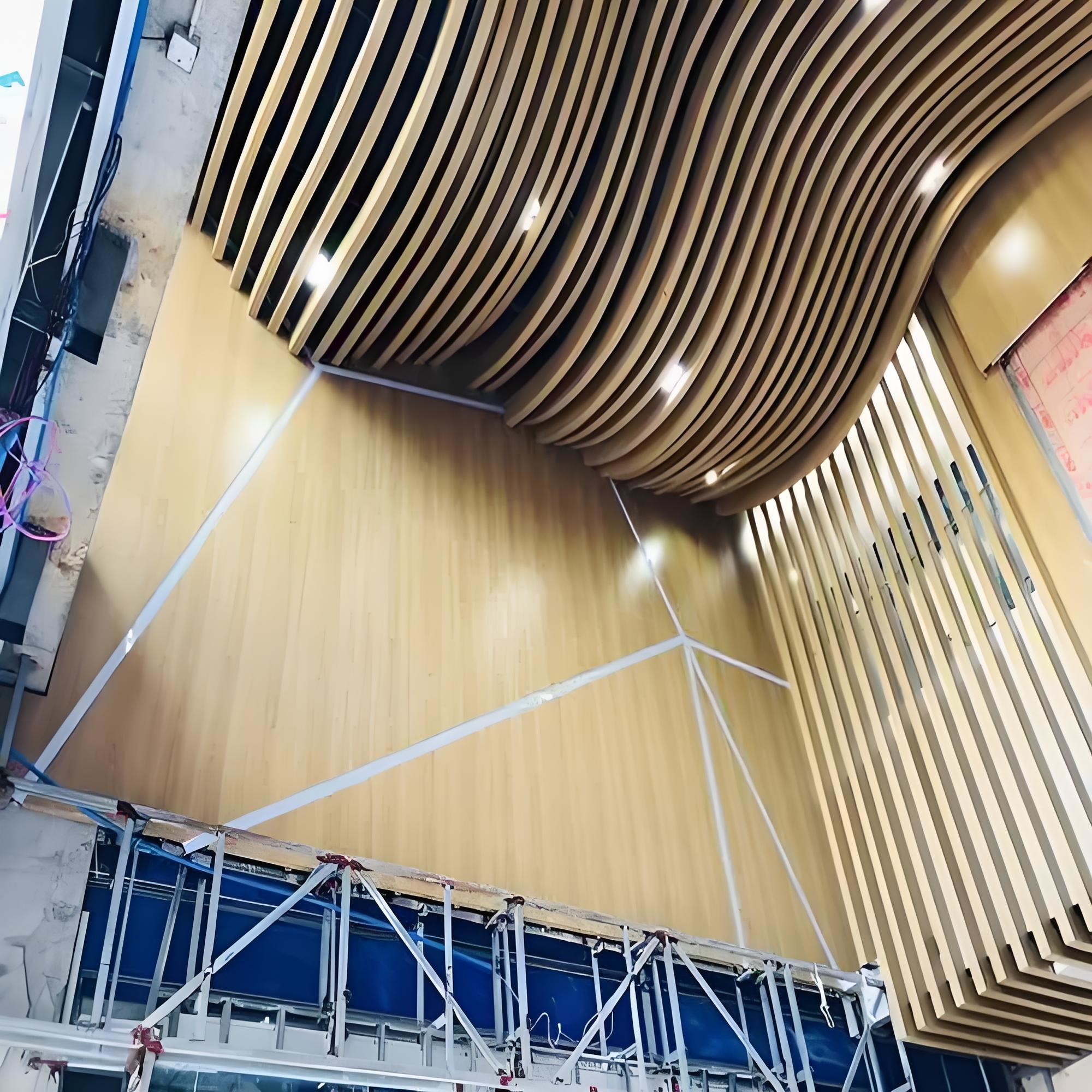 Aluminium Panel Special Shape Profile Aluminum U Baffle Ceiling Square Tube