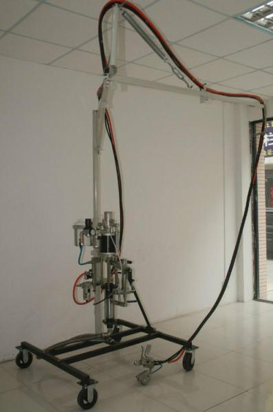 resin spray gun with fiber chopper