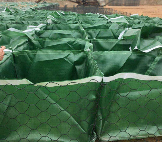 SGS ISO 80x100mm Hexagonal Gabion Basket Cage With Green Geotexile Bag