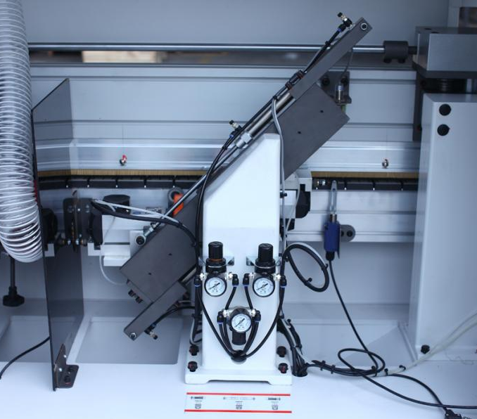 Wood Edge Lipping Machine With EVA Gluing System For Narrow Parts 10.3kw