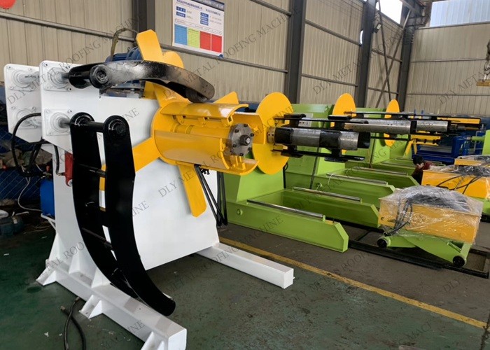 Hydraulic 5T Metal Decoiler Machine 3KW Coil Decoiler Auto Control