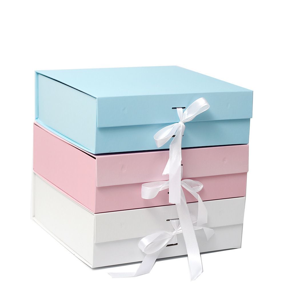 Custom Flat Cardboard Clothes Magnetic Folding Packaging Gift Box