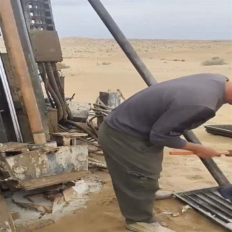 1000m Fully Hydraulic Core Drilling Rig, Crawler Wireline Core Drilling Rig, Metal Mine Sampling Geological Exploration