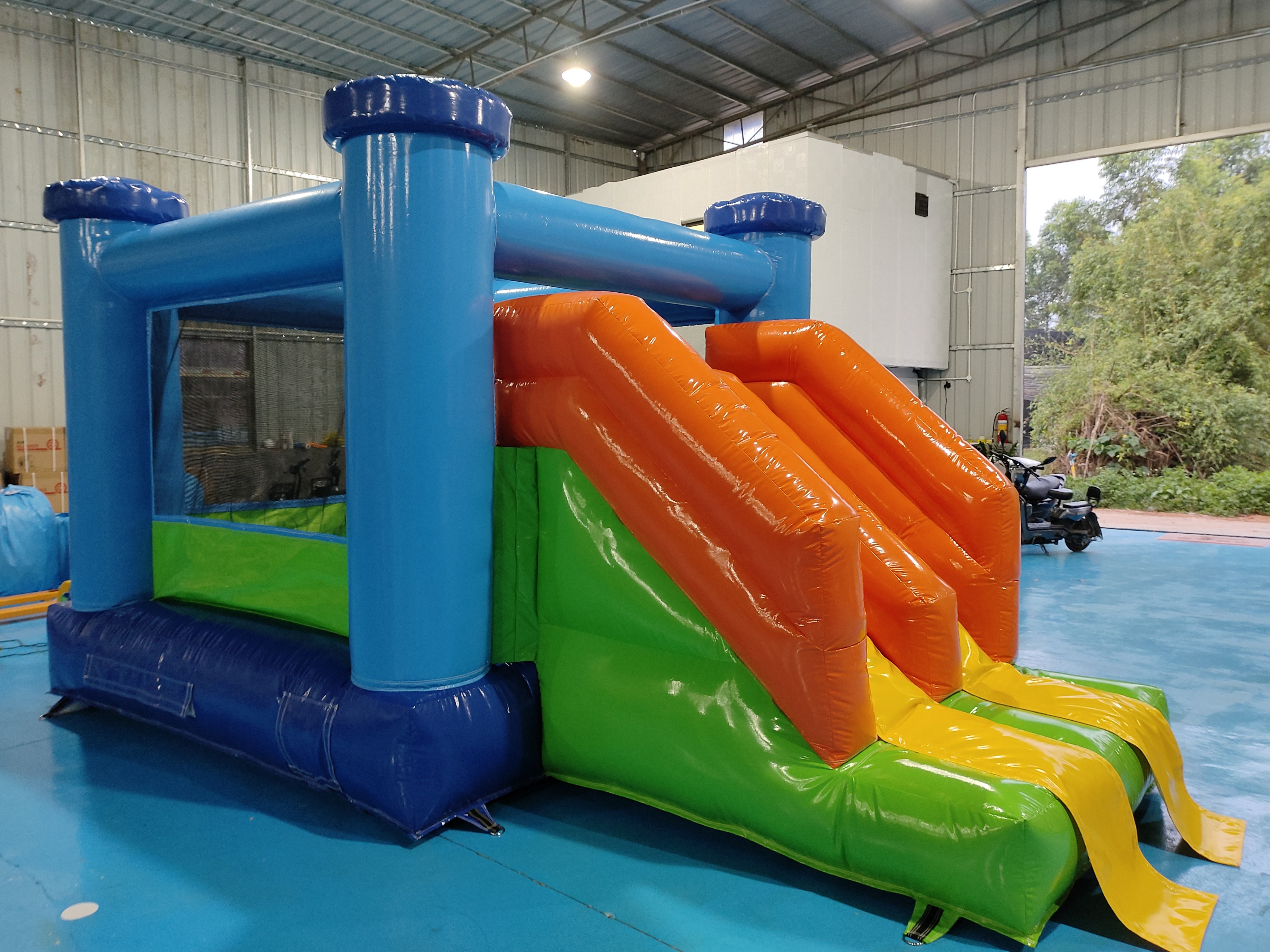 Hot Sale Inflatable Bounce House With Slide Combo Inflatable Bouncy Castle With Dry Slide For Kids
