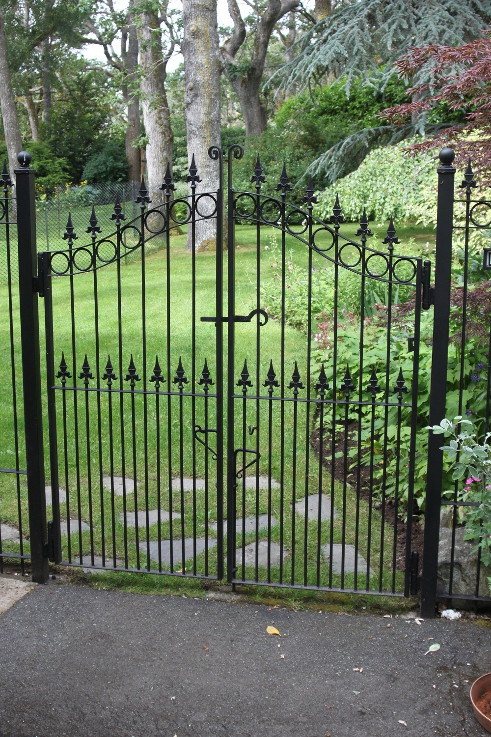 2.1m (H) *2.4m (W) Spear Tubular Garrison Australia Steel Fence