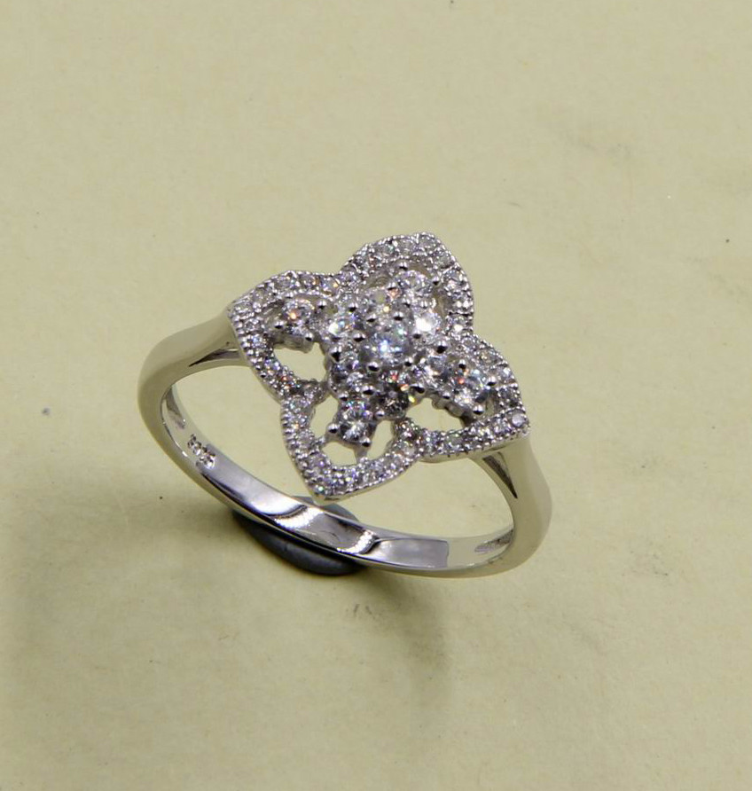 925 Sterling Silver Pave Set Cubic Zirconia Rings For Women Leaf Silver Engagement Rings Leaf Silver Rings AAA Stone