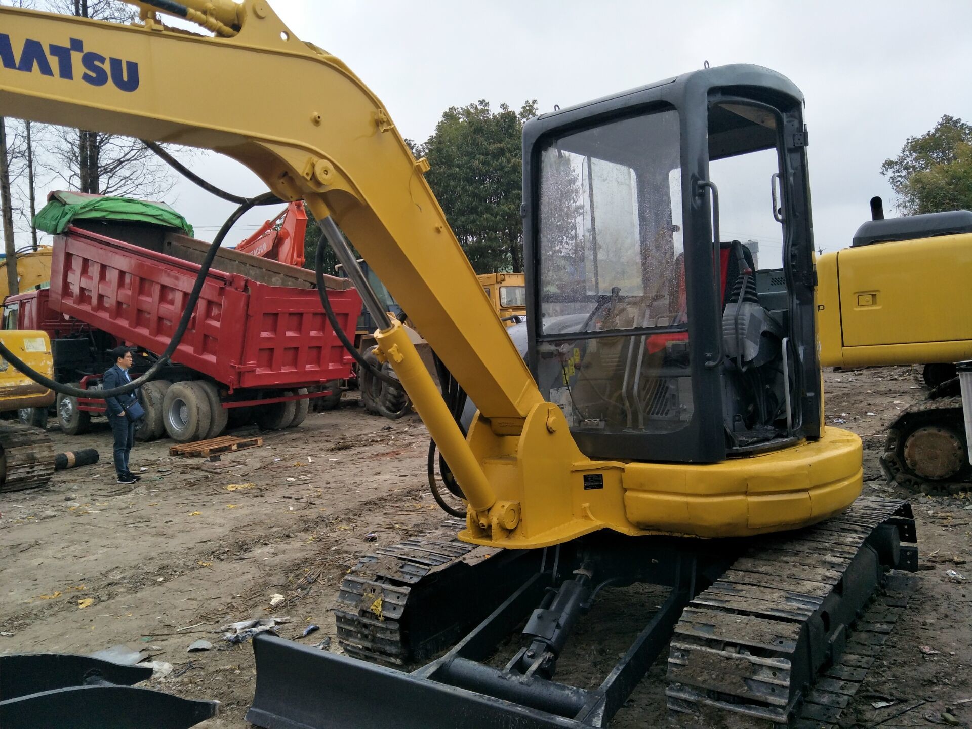 Used Komatsu PC35 PC55 PC60 PC100 PC200 Mini Japanese Crawler Excavator