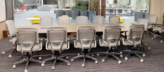 Marrit Chair Chromed Aluminum High Back Executive Chair With Headrest