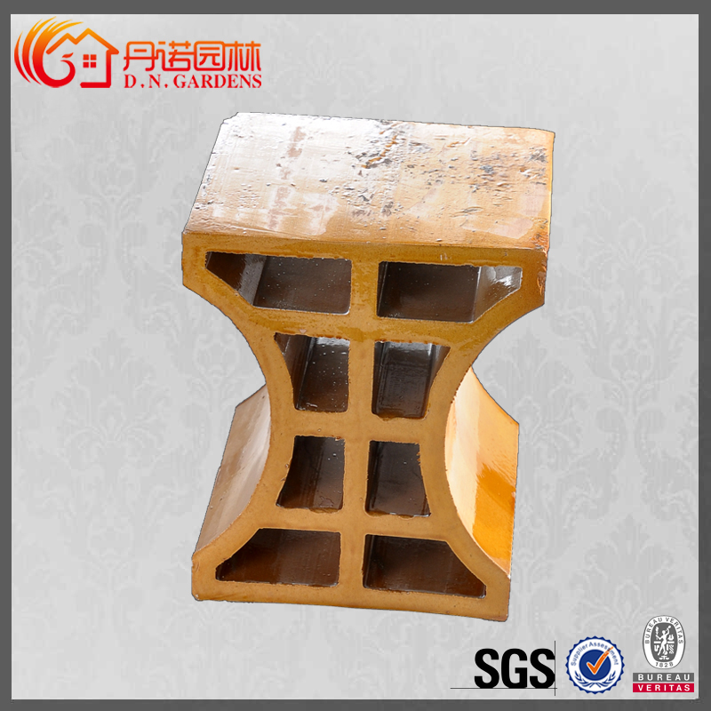 250*250*70mm Common Size Decorative Brick Wall Breeze Block Concrete with 7% Absorption