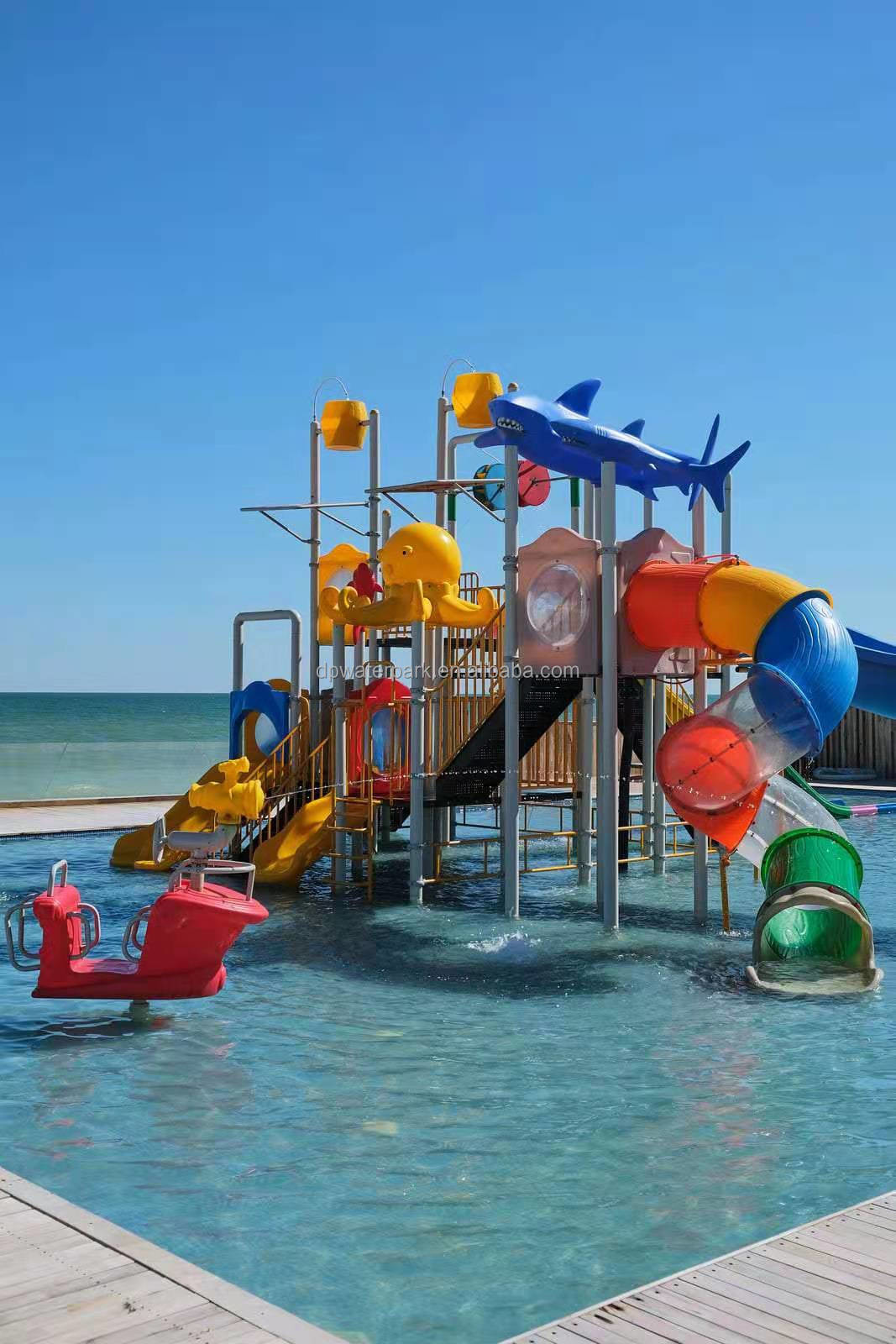 China Children Park Playground Equipment Kindergarten Aqua Park Water Games Pool Outdoor Playground Plastic Slide