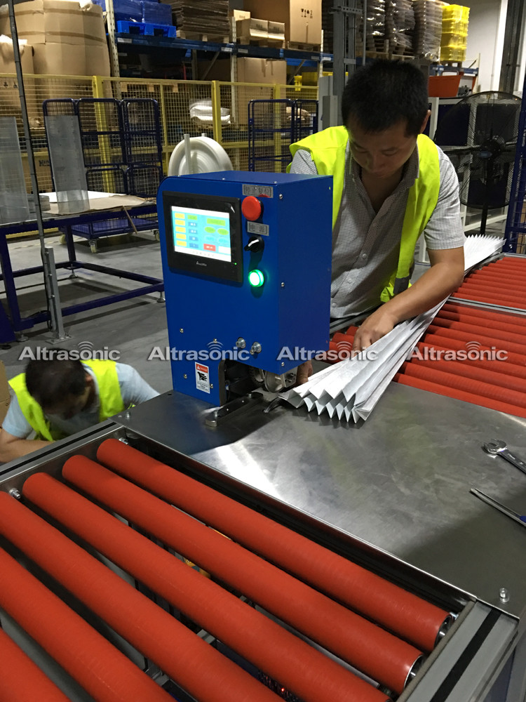 20Khz Ultrasonic Sealing Device Ultrasonic Plastic Welding Machine 2600W