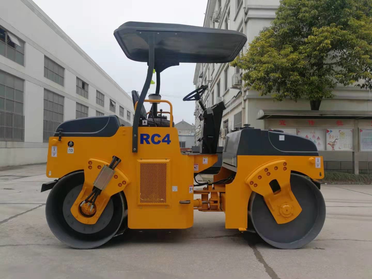 Articulated Frame Vibrating Single Drum Roller 6000kg Mini Road Roller