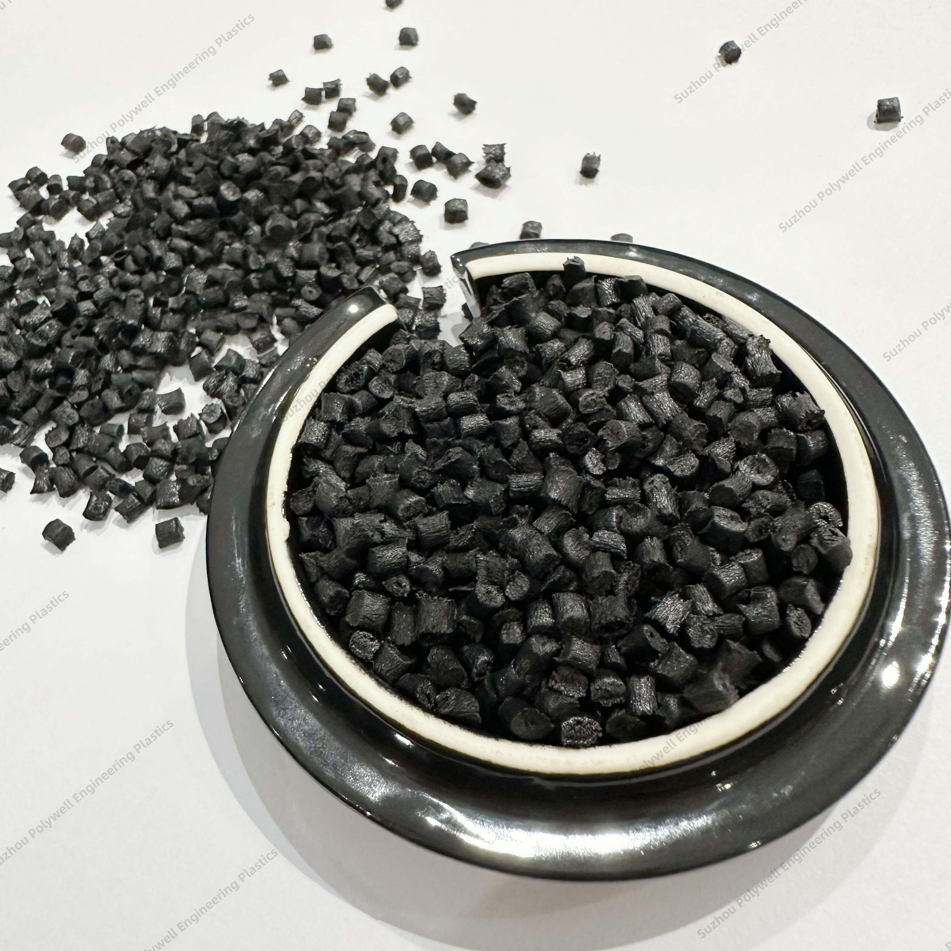 PA66 GF25 Plastic Pellets Thermal Break Strips Reinforced By Glassfiber Toughened Granules