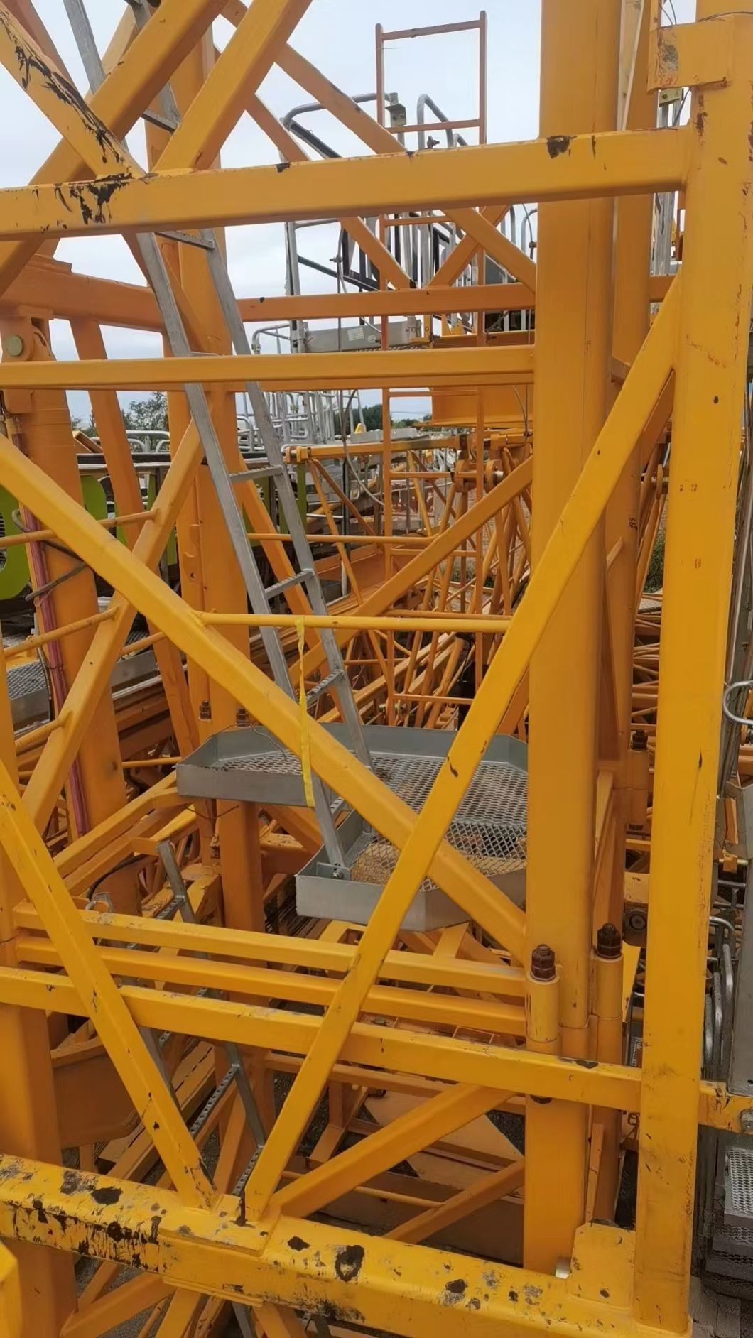 20202 Second-Hand Tower Crane Zoomlion Brand W6015-8