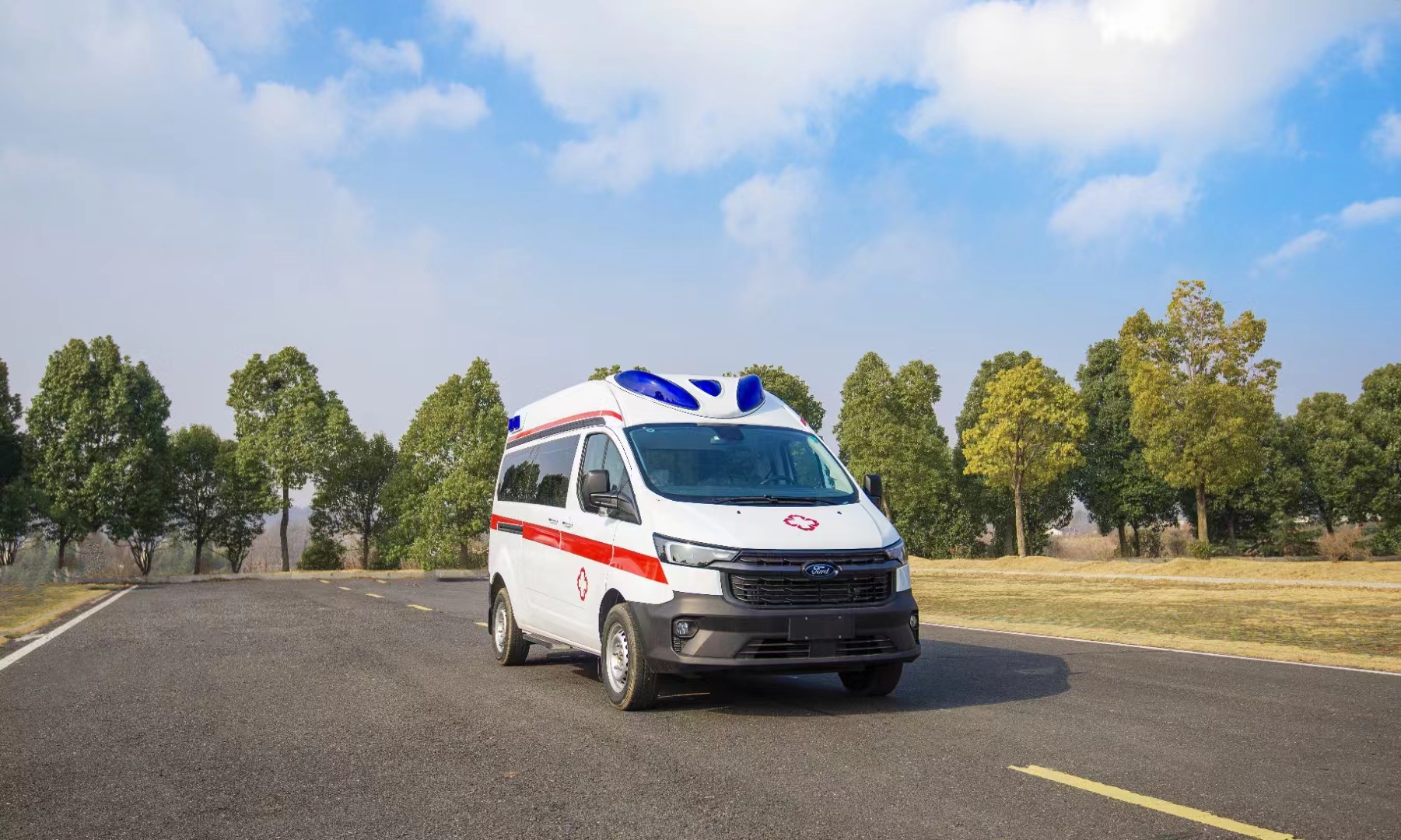Ambulance Ambulance 2.2T Diesel Manual Transmission 6/7/8 Seats
