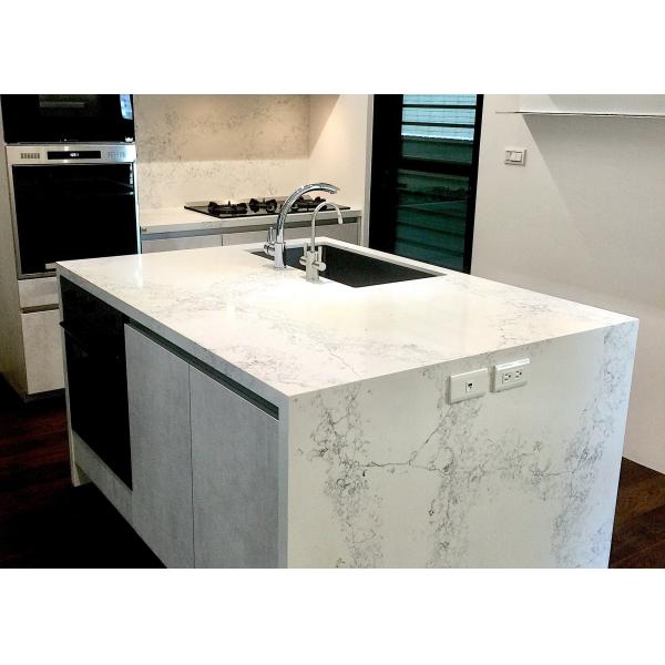 High Tenacity Artificial Quartz Slabs Waterproof Wall Panels Easy Maintain