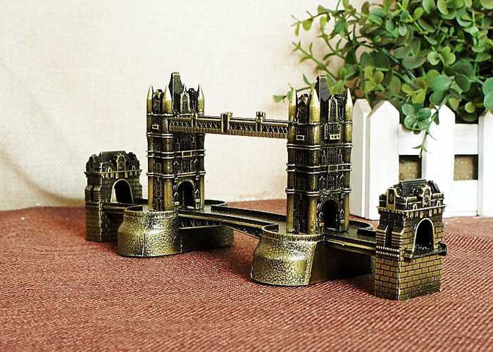 Table Decoration World Famous Building Model / London Tower Bridge Model