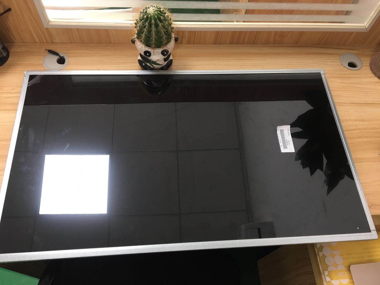 FHD 102PPI 21.5" 250nits TFT LCD Module Innolux M215HJJ-L30 Rev.C3