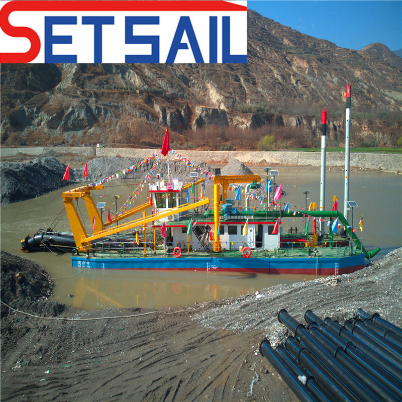 Made in China CE Certification Diesel Engine Suction Sand Dredger