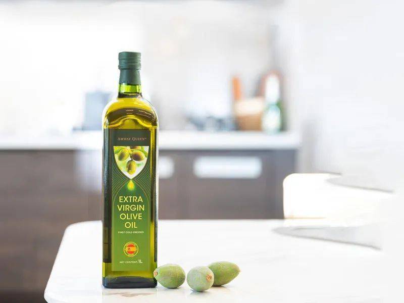 Olive Oil Palm Oil Carnauba Oil Stand-up Pouch Packaging Filling and Capping Machine