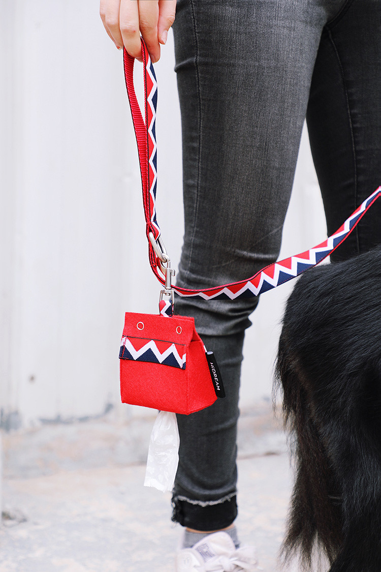 Pink Red Hands Free Full Dog Poop Bag Holder Outdoor Dog Waste Bag Dispenser