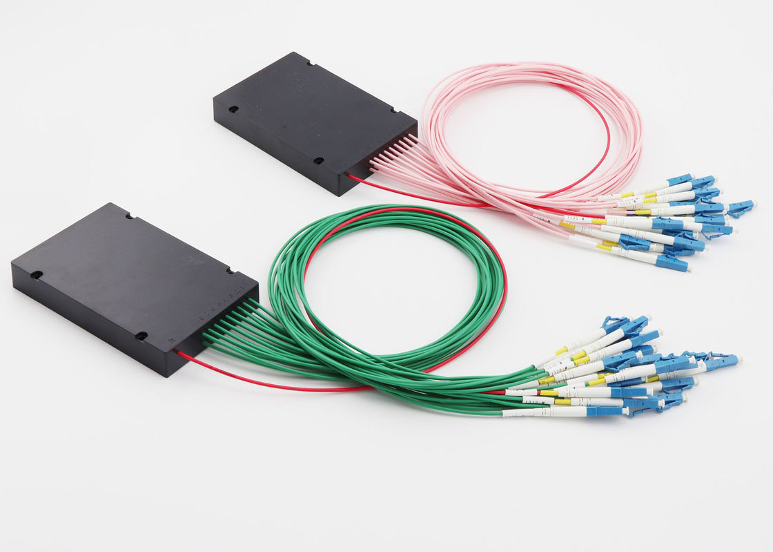  8 Channel 100G DWDM Mux Demux UPG Port LC / UPC Connectors Customized Length Manufactures