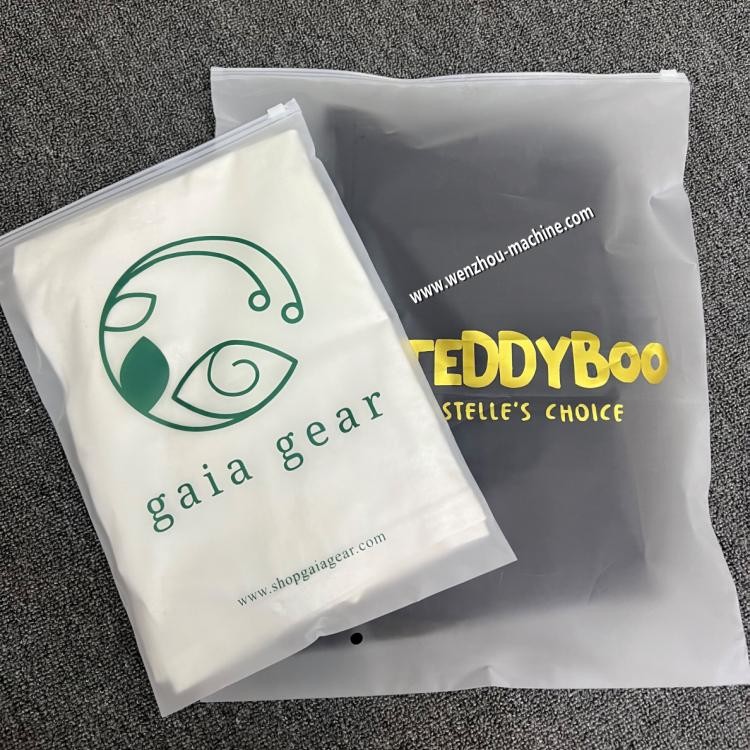 Automatic Plastic Ziplock PE Zipper Bag Making Machine