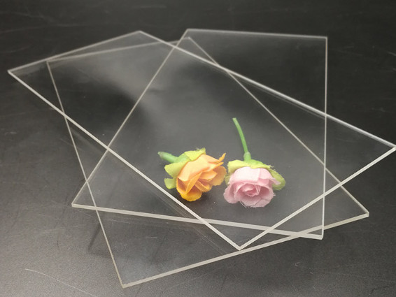 Factory Direct Sale Solar Photovoltaic Glass with High Light Storage