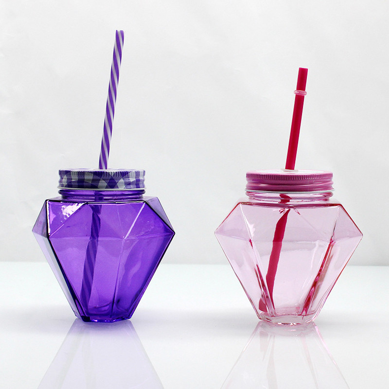 Wholesale 500ml Diamond shape glass mason bottle beverage juice mason jar with straw