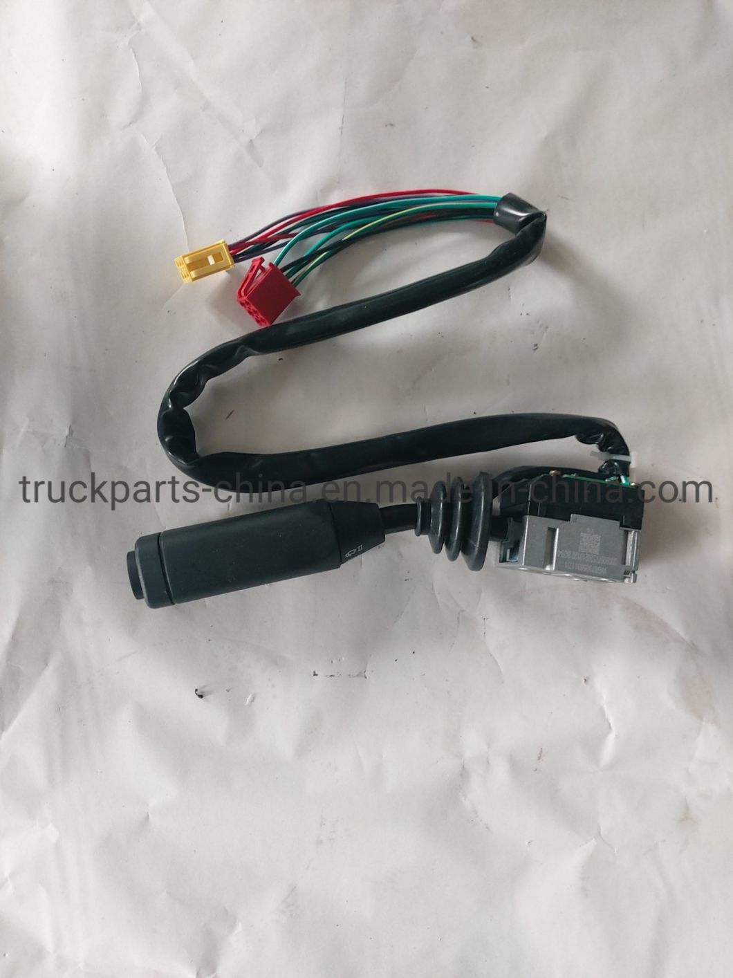 Sinotruk HOWO Truck Parts Combination Switch Wg9130583017