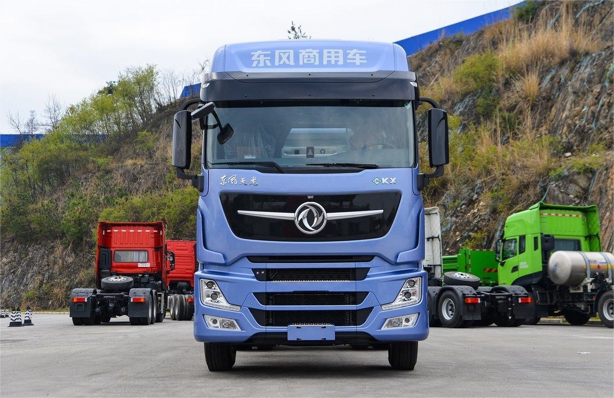 4X2 4X6 Heavy Duty Tractor Used Howo 6x4 Tractor Truck Left Steering