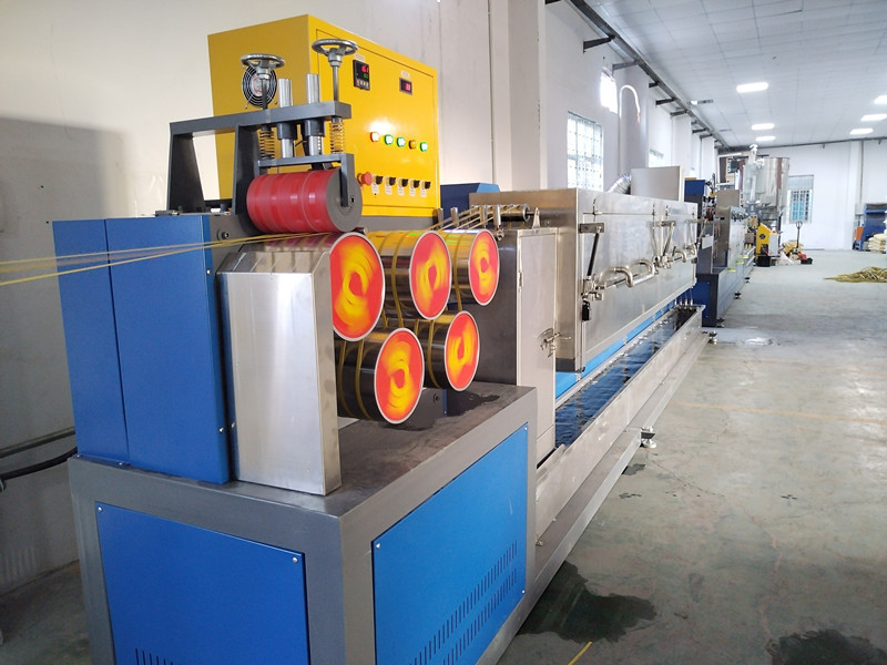 China Adjustable Speed PP Strapping Band Extrusion Line Ensuring Strong And Neat Winding on sale
