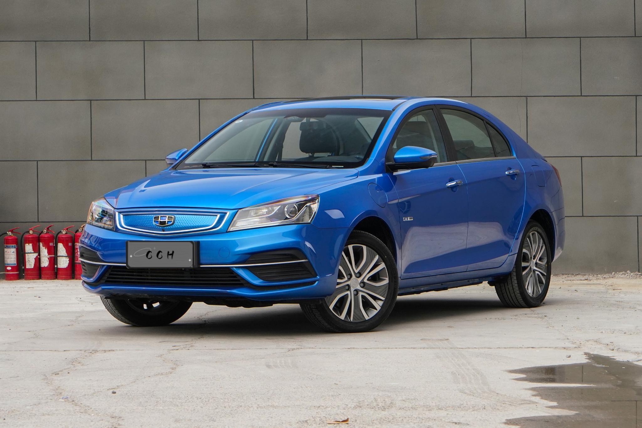 130km/h Max Speed 2023 Emgrand Geely EV Pro 4 Seats Electric Car with 430KM Long Range