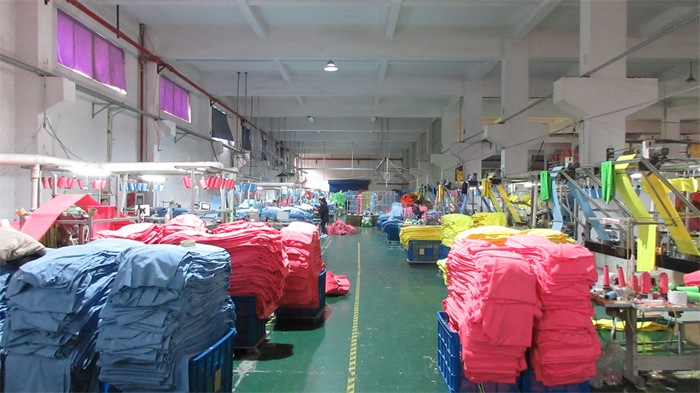 Customized Microfiber Cleaning Cloth for Car Polishing 80% Polyester 20% Polyamide