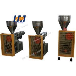 China Small Plastic Extrusion Machine 60 rpm Screw Maximum Rotating Speed on sale