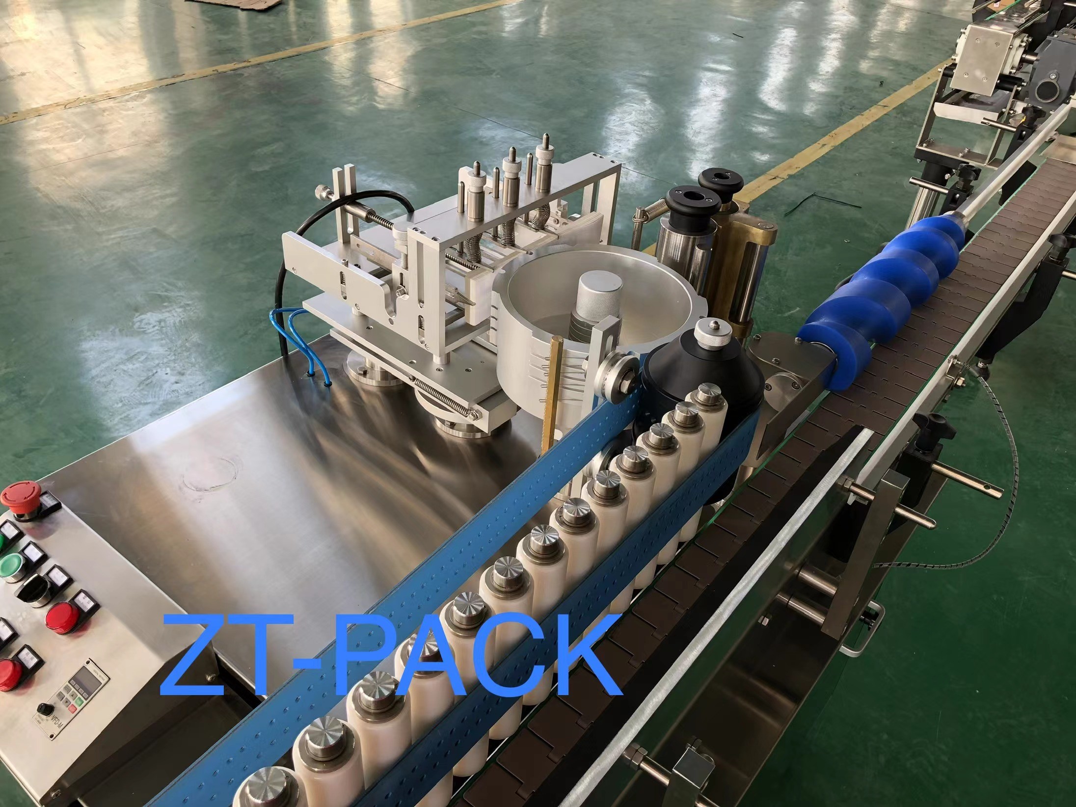 SS304 Automatic Sticker Paste Cold Glue For Plastic Glass Bottle Soy Sauce Vinegar Oil Bottle Labeling Machine