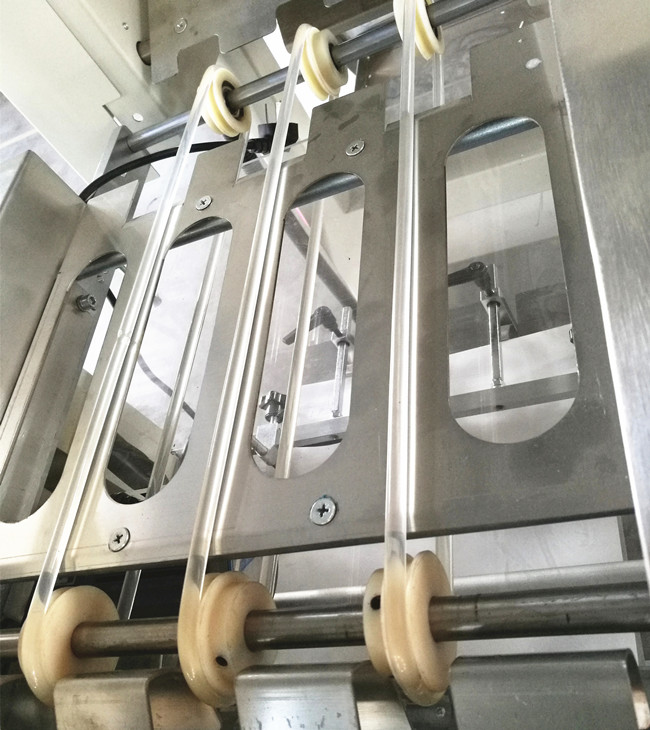 Touch Screen Noodles Packing Machine M - Shape Packaging Long Operating Life