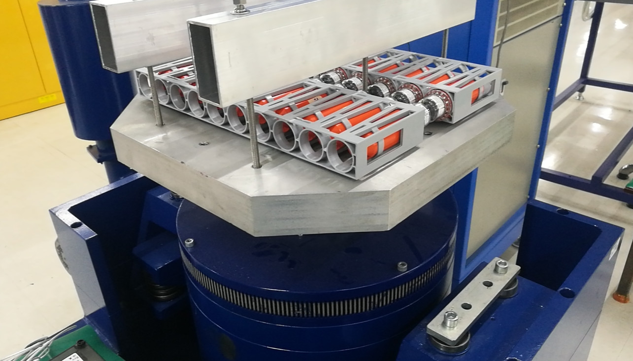 IEC 60068-2-64-2008 ASTM D4169-08 High Frequency Vibration Shaker
